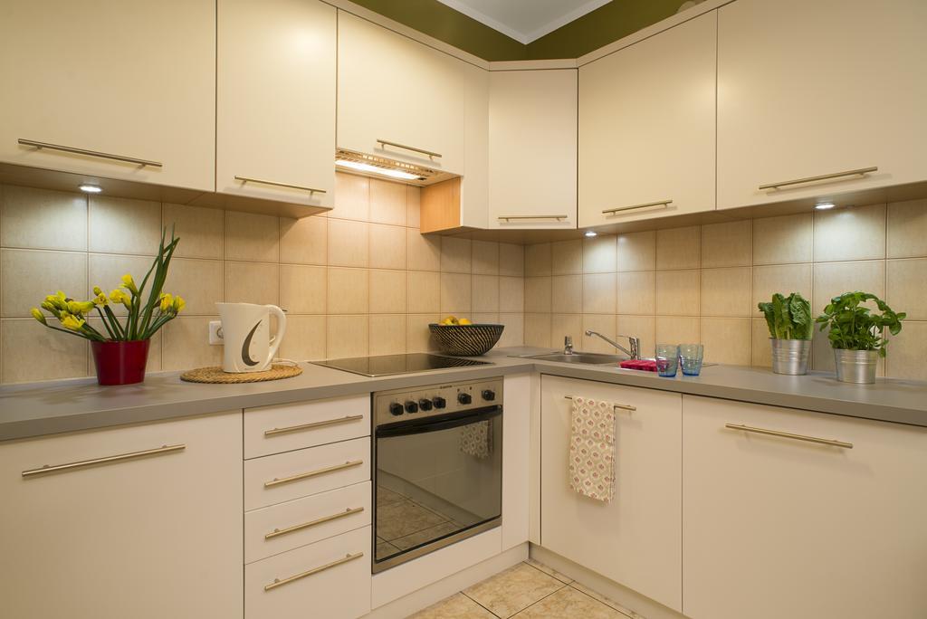 Apartamenty Tww Ochota Warschau Buitenkant foto