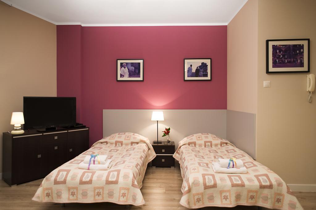 Apartamenty Tww Ochota Warschau Kamer foto