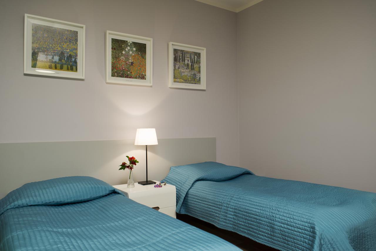 Apartamenty Tww Ochota Warschau Buitenkant foto