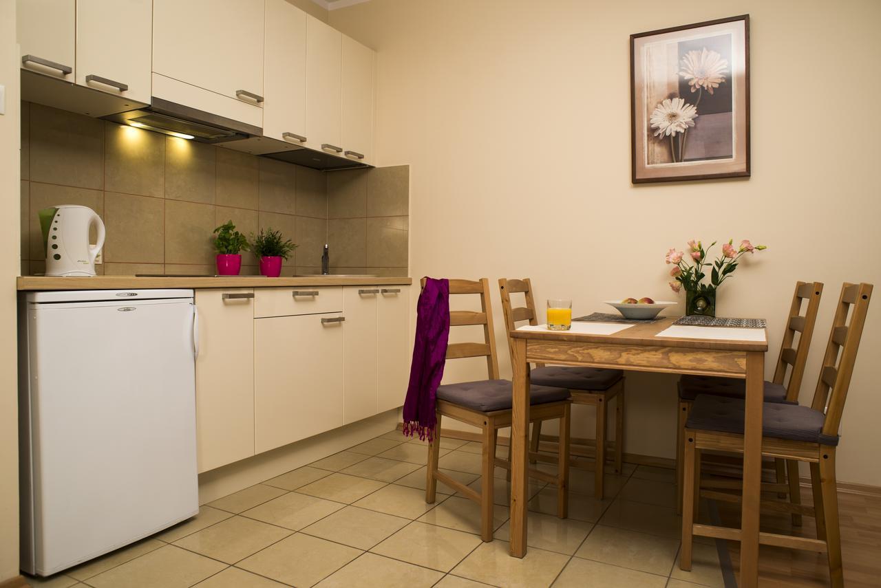 Apartamenty Tww Ochota Warschau Buitenkant foto