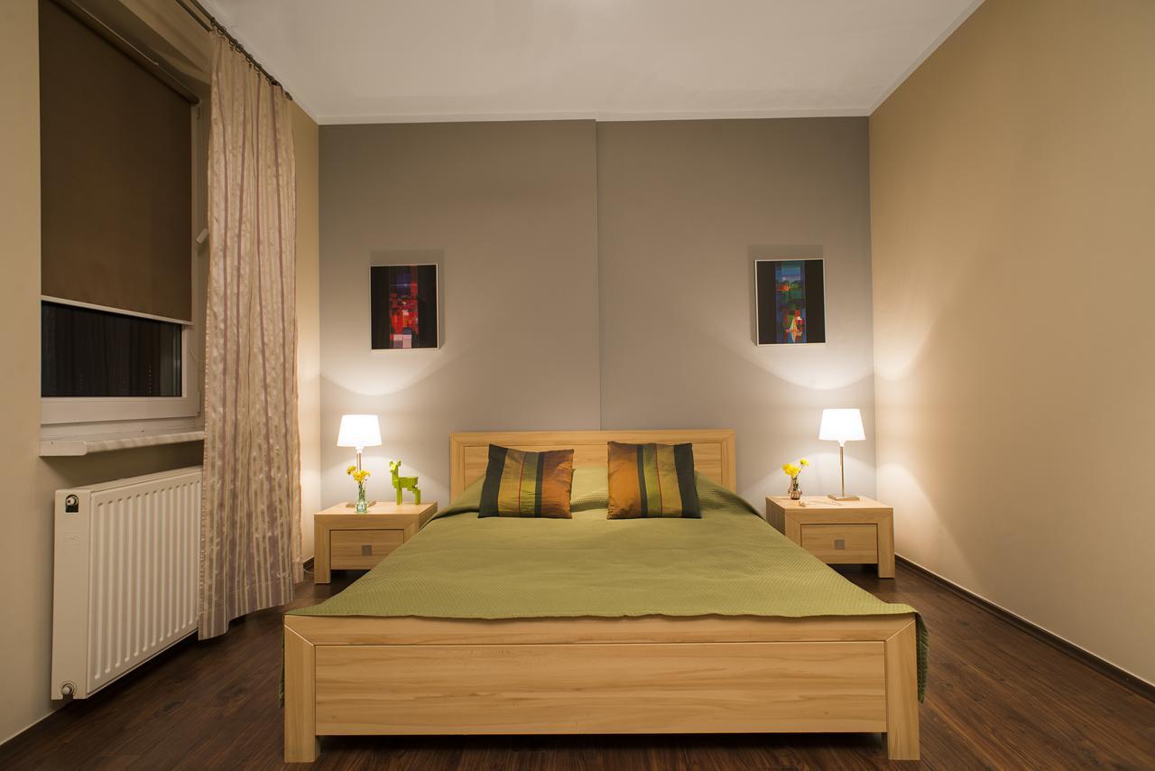 Apartamenty Tww Ochota Warschau Buitenkant foto