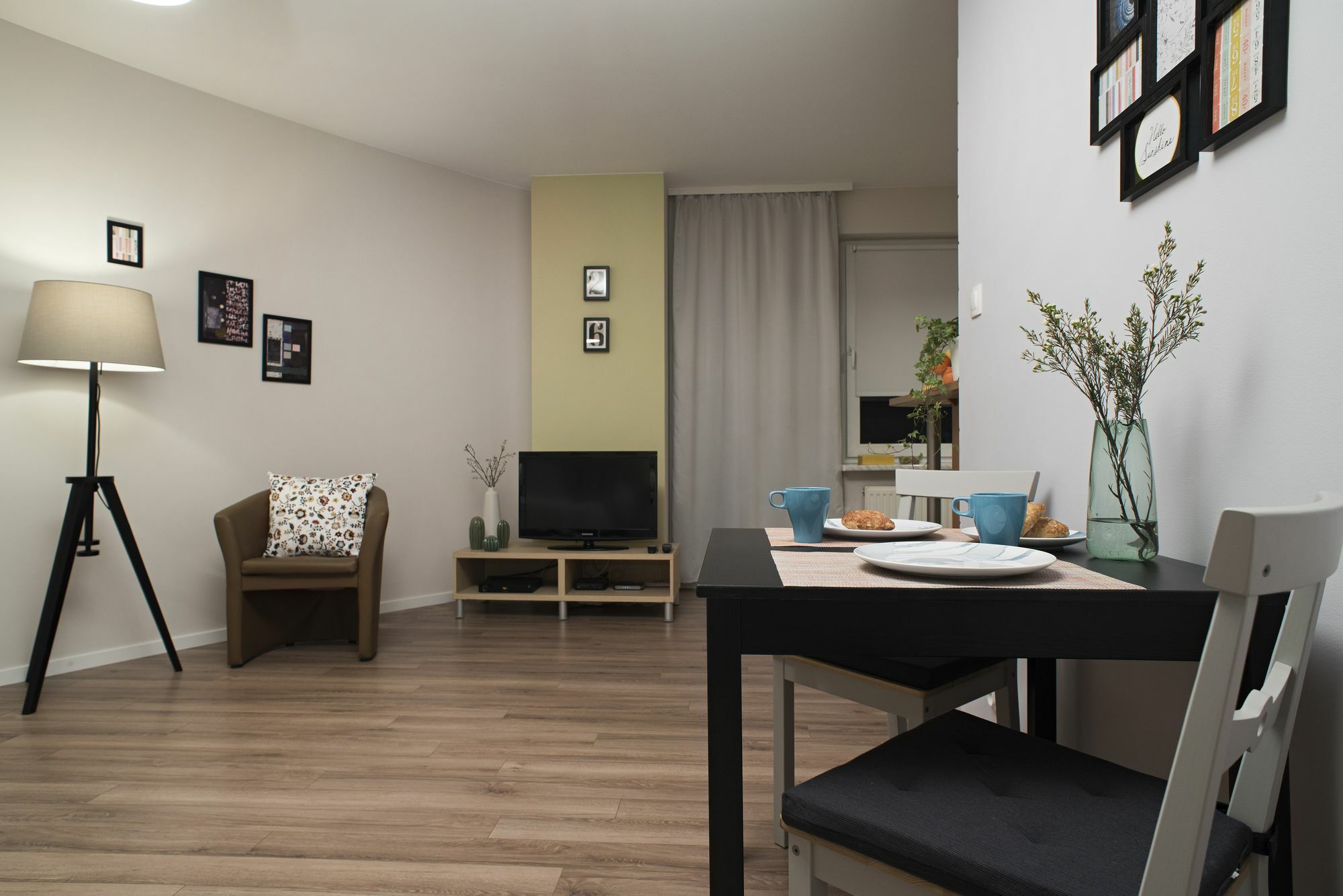 Apartamenty Tww Ochota Warschau Buitenkant foto