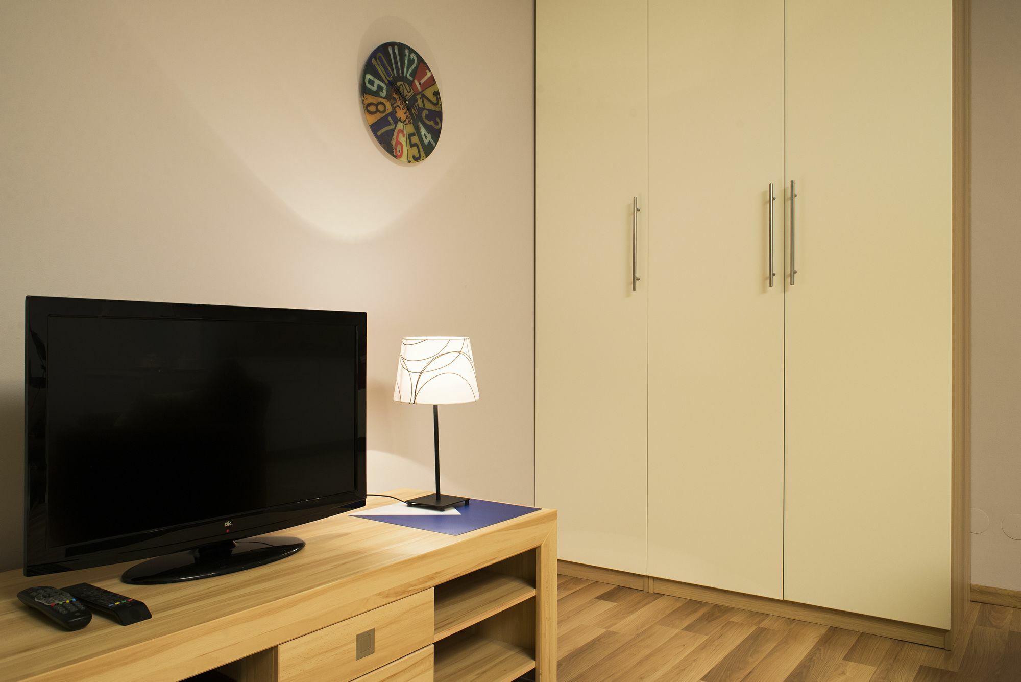 Apartamenty Tww Ochota Warschau Buitenkant foto